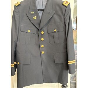 Vintage 1967 Vietnam Era Military Dress Coat Officer 4070 Great Shape